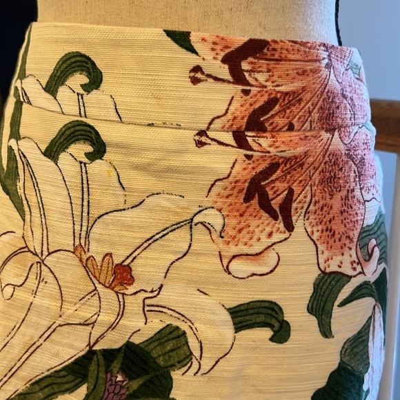 Ann Taylor | Floral knee length skirt - Picture 3 of 6